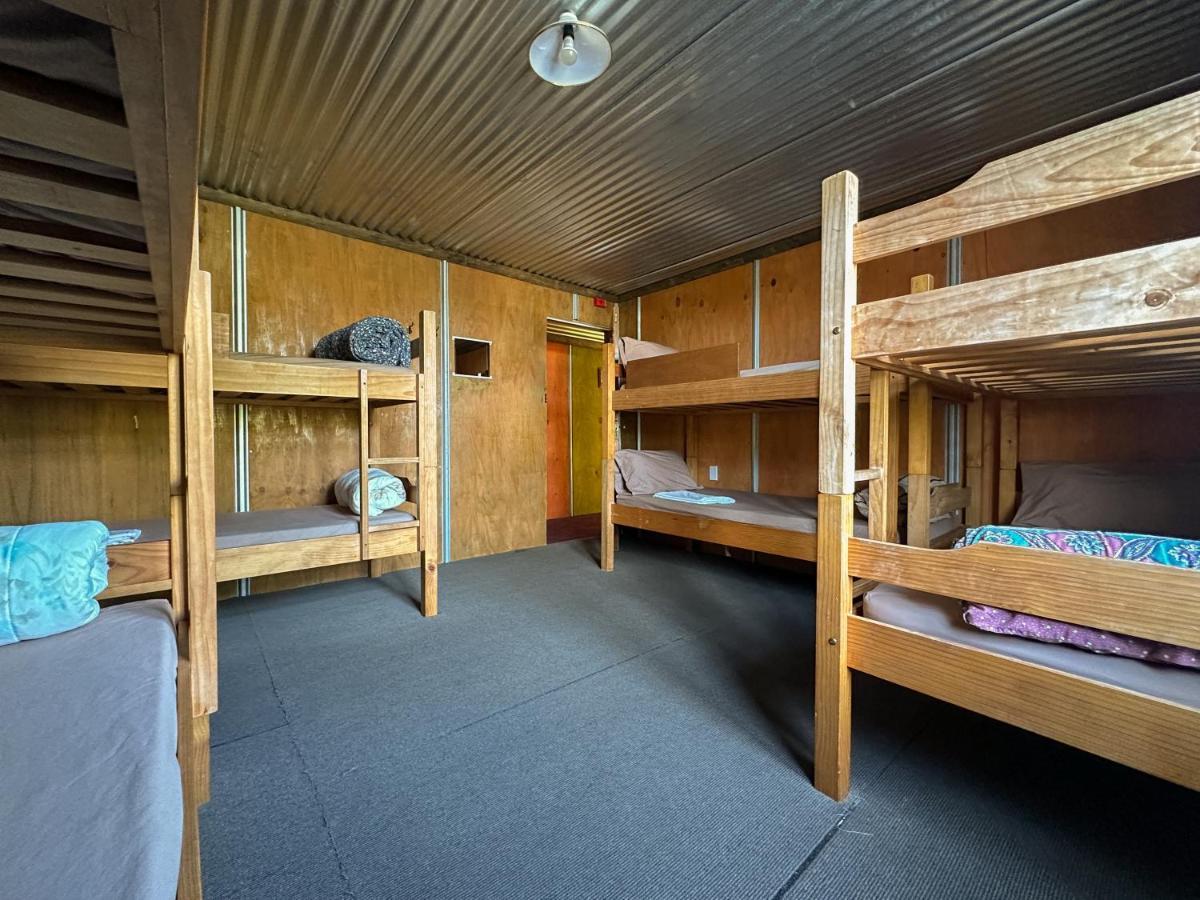 เดอะ ครอสซิง แบ็คแพคเกอร์ส Hostel Erua ภายนอก รูปภาพ